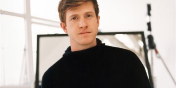 BURBERRY is Collaborating With The Royal Ballet