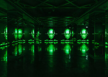 FLANNELS X Renaissance