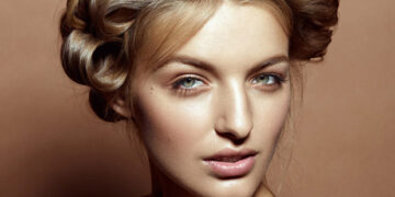 5 Quick and Easy Hairstyles for Busy Mornings