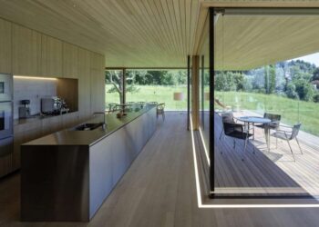 3 Best Materials for Building a Deck: Pros and Cons