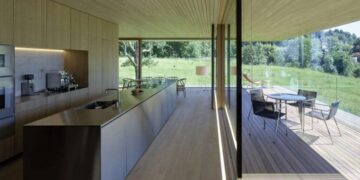 3 Best Materials for Building a Deck: Pros and Cons