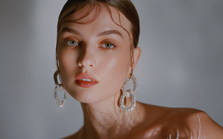 A pair discount of earring