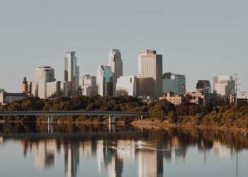 10 Great Places to Visit in Mississippi if You Love Art, Fashion, and Music