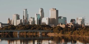 10 Great Places to Visit in Mississippi if You Love Art, Fashion, and Music