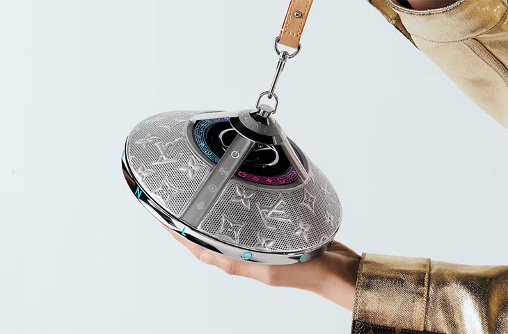 Louis Vuitton Horizon Light Up Speaker