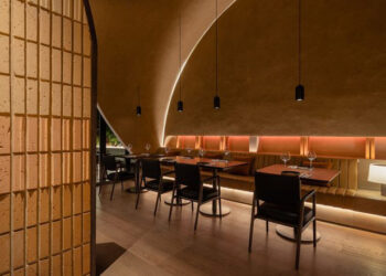 How to Design a Trendy New Bar that Attracts Attention