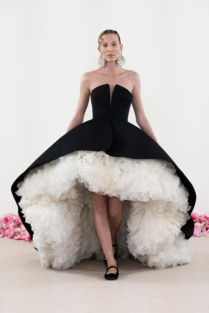 Giambattista Valli Fall Winter 2023.24 Haute Couture Collection
