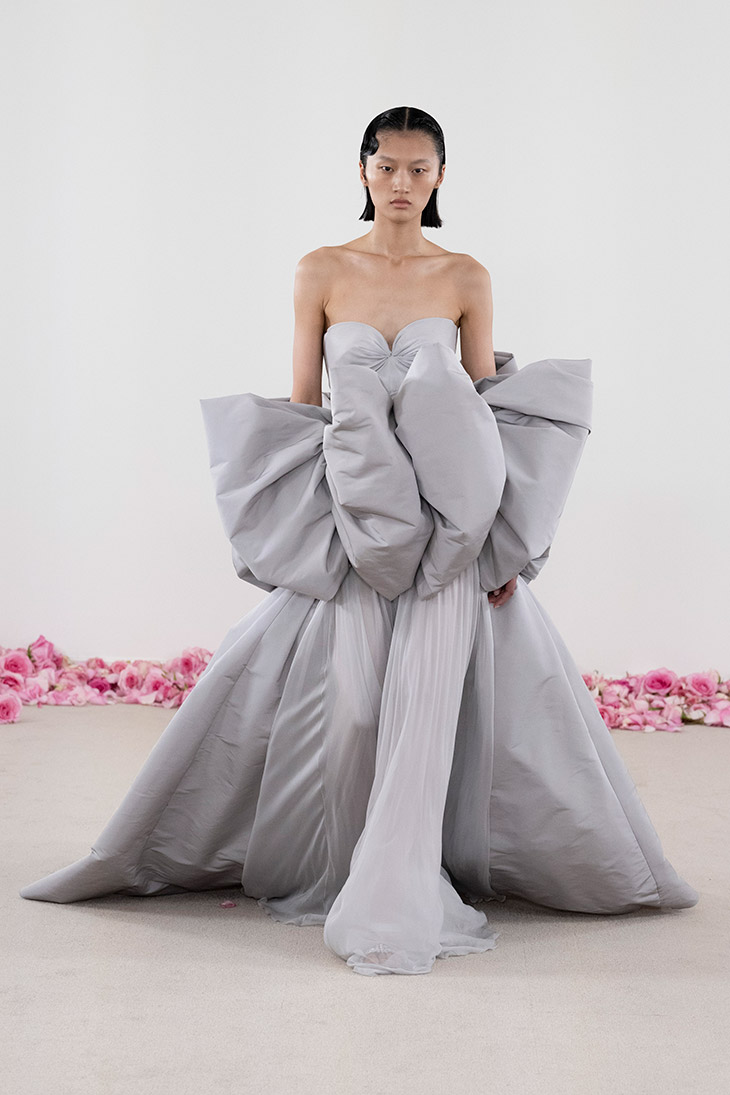 Giambattista Valli Fall Winter 2023.24 Haute Couture Collection