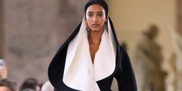 SCHIAPARELLI Couture