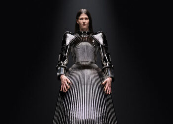 BALENCIAGA Fall Winter 2023.24 Haute Couture Collection