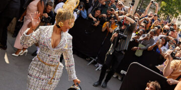 Street Style Moments from the Paris Haute Couture FW23 Day 1