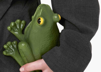 JW Anderson Unveils a Playful Frog Clutch Bag