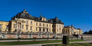 Royal Getaways: Exploring Palaces, Castles, and Regal Residences in Sweden