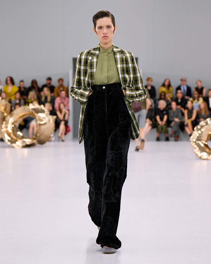 Elegance Reimagined: LOEWE Spring Summer 2024 Collection