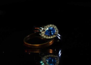 Sapphire Romance: The Unforgettable Allure of Sapphire Engagement Rings