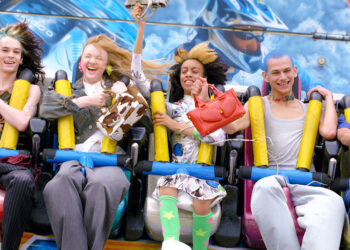 BIMBA Y LOLA Fall Winter 2023 Unveils a Colourful Eden