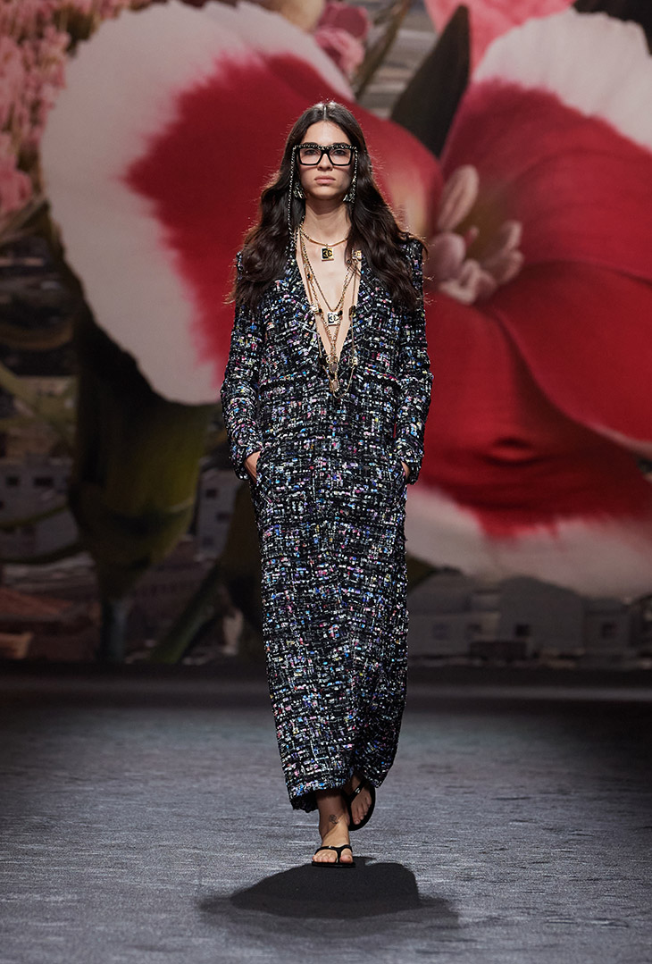 Paris Fashion Week: See the Chanel Spring/Summer 2023 Haute Couture  Collection - A&E Magazine