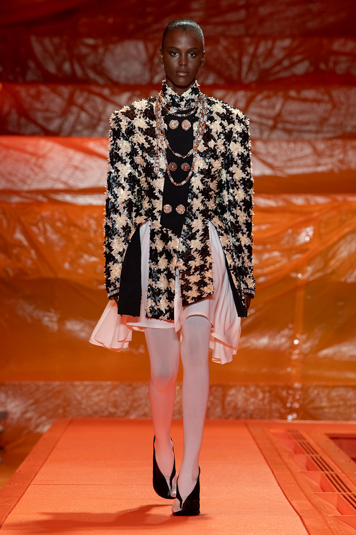 Louis Vuitton captivates the world with the recent spring/summer 2024  collection