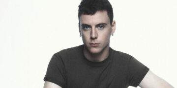 Alexander McQueen Embarks on a New Journey with Seán McGirr