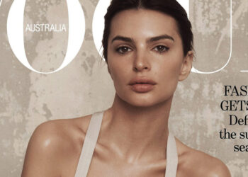 Emily Ratajkowski Vogue
