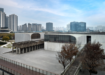 Louis Vuitton Launches ‘Voyager Show’ in Shanghai – A New Era for Pre-Fall and Cruise Collections