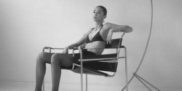 DSCENE STYLE STORIES: Poses and Pieces by Roman Yee