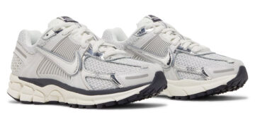 Nike Vomero Photon Dust Metallic Silver