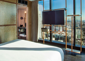 Moxy Downtown Los Angeles: A Haven for Modern Nomads