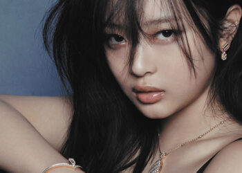 Hanni Marie Claire Korea