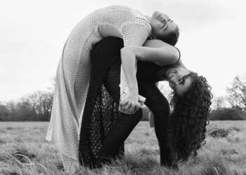 Holzweiler’s SS24 Campaign Celebrates Community and Nature