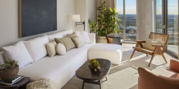 A Green Sanctuary in the Heart of LA: 1 Hotel West Hollywood
