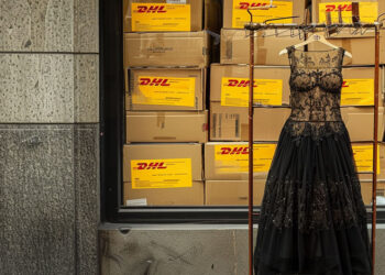 Future of Fashion Delivery: Streamlining Your Brand’s Logistics