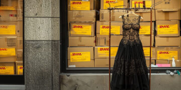 Future of Fashion Delivery: Streamlining Your Brand’s Logistics