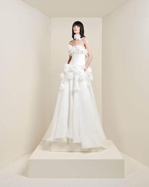Viktor&Rolf Presents Spring Summer 2025 Mariage Collection