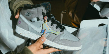 Air Jordan I Mid Subway Sneaker