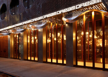 Dream Downtown by Hyatt: New York’s Vibrant Landmark