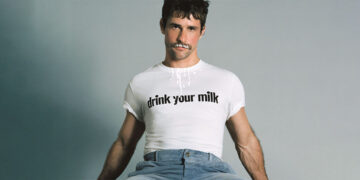 LOEWE Partners with Jonathan Bailey for ‘Drink Your Milk’ T-Shirt