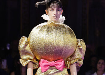 Viktor&Rolf Couture FW 2024/2025 Collection