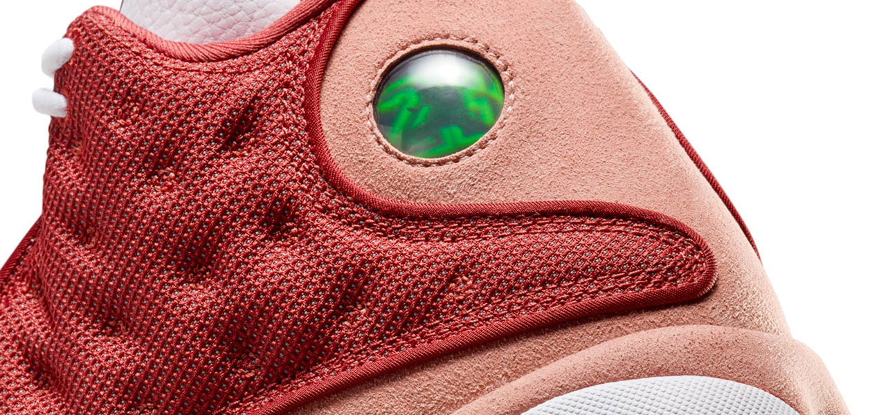 A Burst of Color: The Air Jordan 13 “Dune Red” A Burst of Color: The Air Jordan 13 “Dune Red”