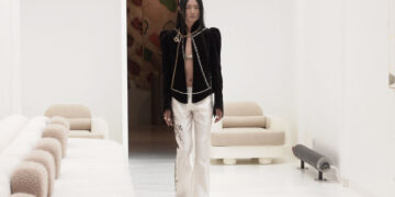 AELIS Debuts Sustainable “History and High Technology” FW24 Collection