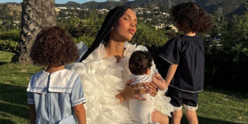 Is Nara Smith the New Fashion Icon of Gen Z?