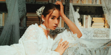 Backstage Moments at Alice and Olivia Spring Summer 25 Show