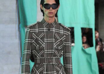 Burberry Summer 2025: Tradition with a Twist