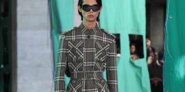 Burberry Summer 2025: Tradition with a Twist