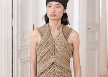 Finding Tranquility: Christian Wijnants SS25 Collection