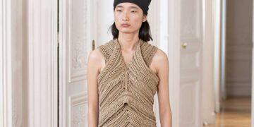 Finding Tranquility: Christian Wijnants SS25 Collection