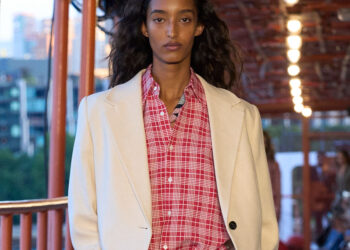 Tommy Hilfiger Returns to His Nautical Roots at NYFW Spring 25