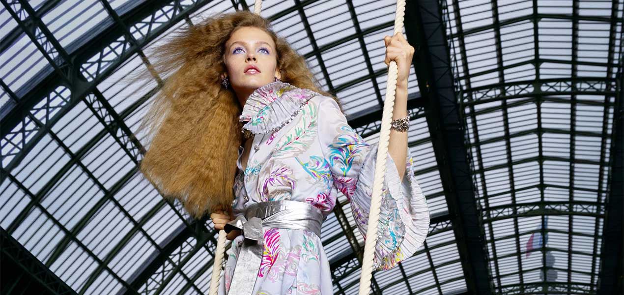 CHANEL SS25: A Dreamy Return to the Grand Palais