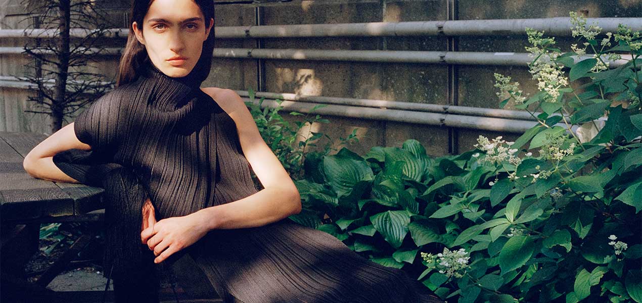 Proenza Schouler Pre-Spring 2025: Effortless Elegance
