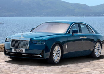 Rolls Royce Ghost Series II and Black Badge Ghost Series II
